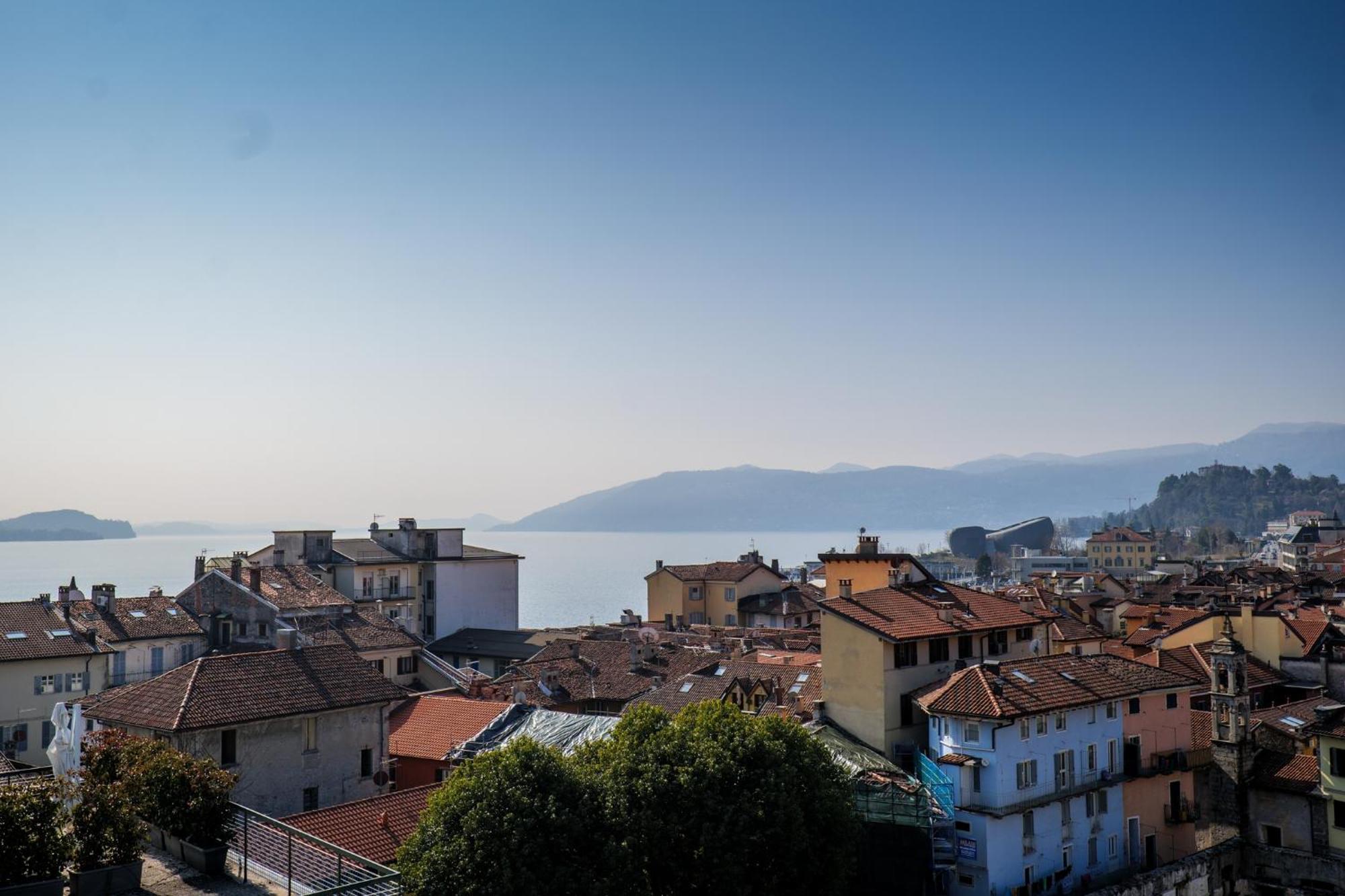 L'Attico Di Susanna Verbania Exterior foto