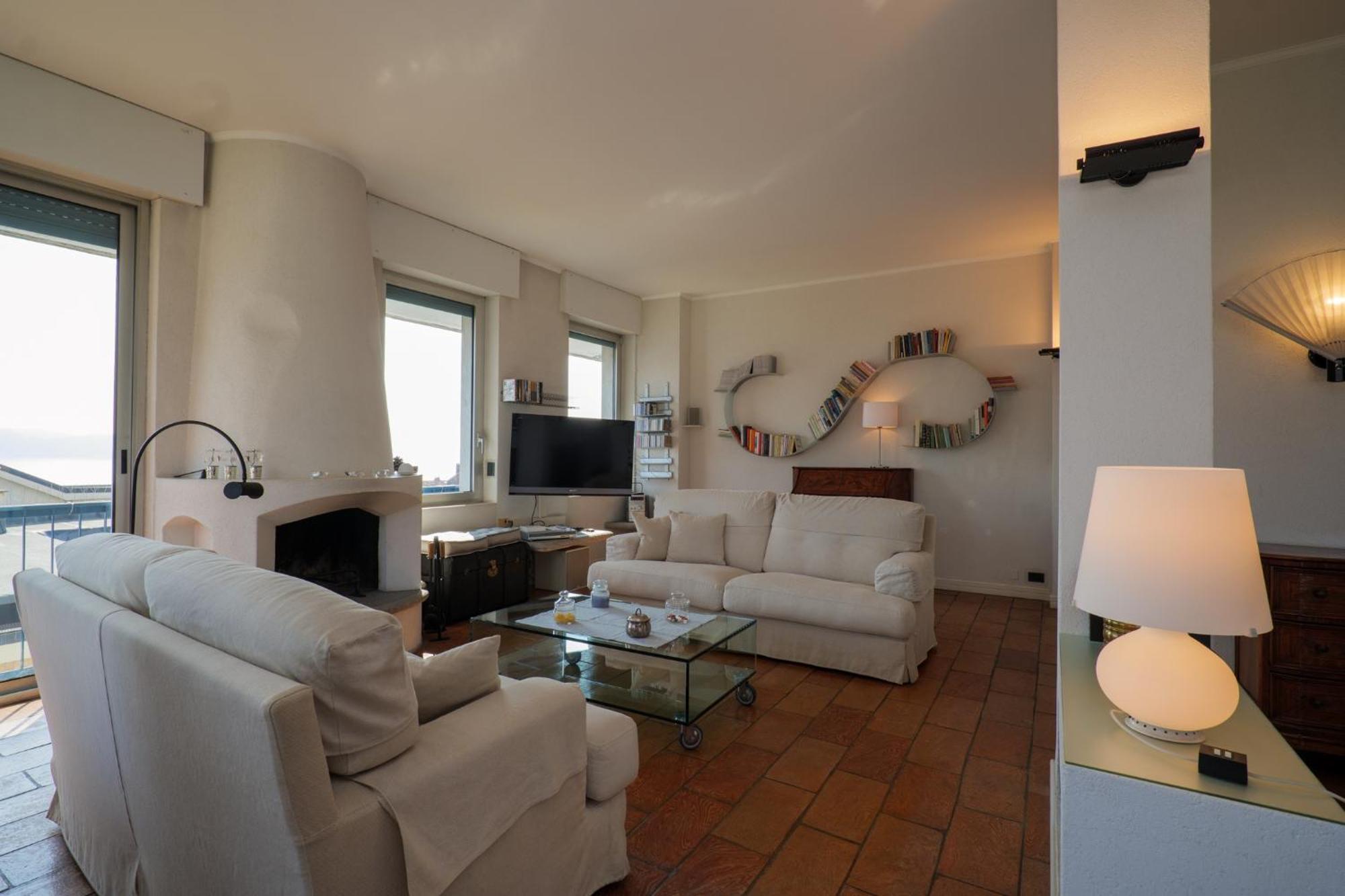 L'Attico Di Susanna Verbania Exterior foto